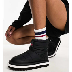 Tommy Jeans Padded Flat...