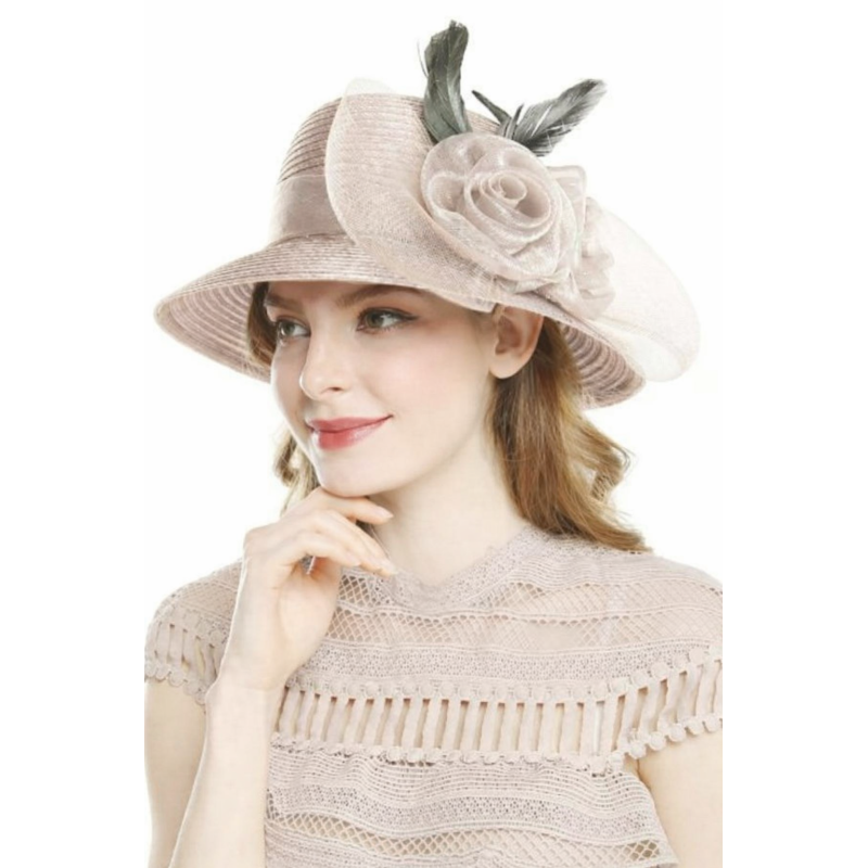 🌸 Elegant Blush Rose Hat Description