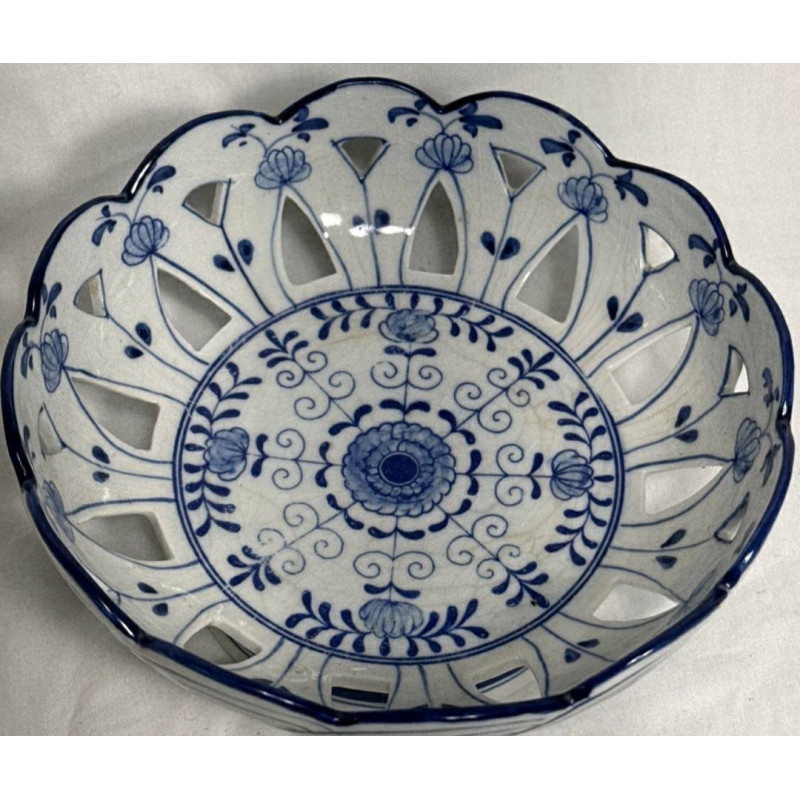 Ceramic platter