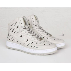 Nike Air Force 1 Ultra...